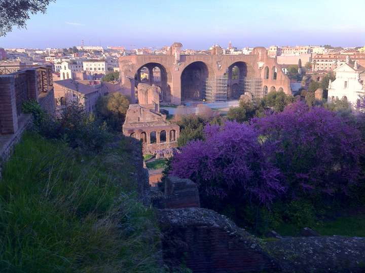 There were originally two sets of the Giant Arch